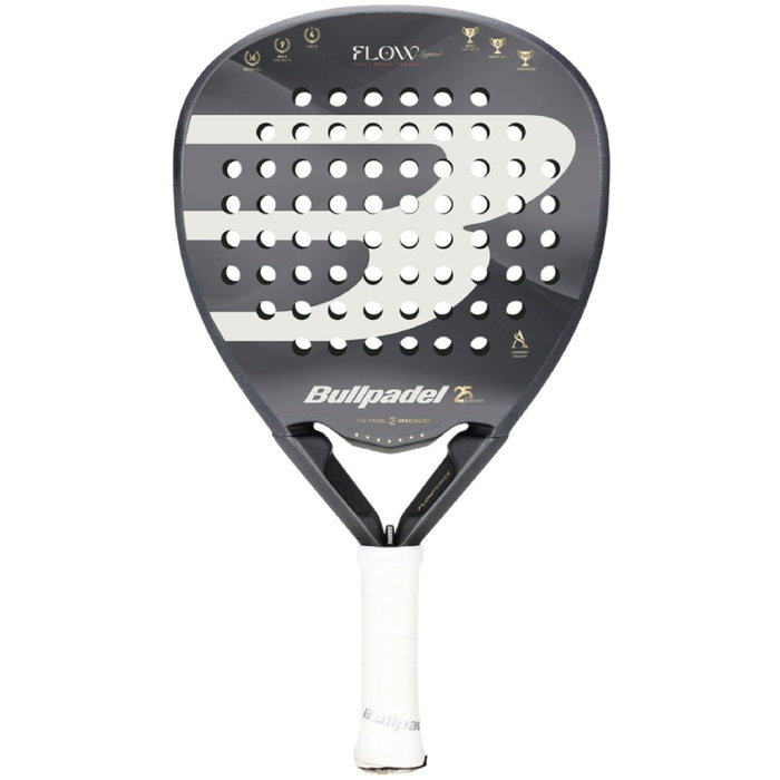 Bullpadel Flow Legend 2026 (Alejandra Salazar) Blanca y Negra Bullpadel Flow Legend 2026 (Alejandra Salazar) Blanca y Negra